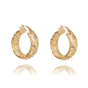 Olivia – örhängen filigran designade i 18 karat guld förgyllt silver ca 3 cm i diametern Olivia – örhängen filigran designade i 18 karat guld förgyllt silver ca 3 cm i diametern